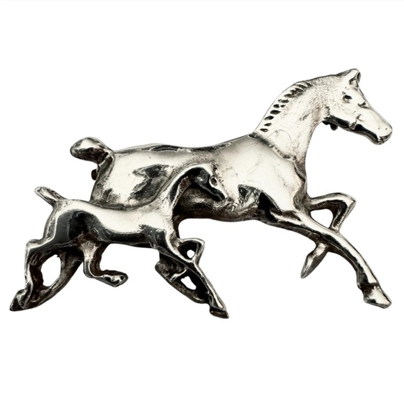 Jewelry - Sterling Silver Horse Brooch